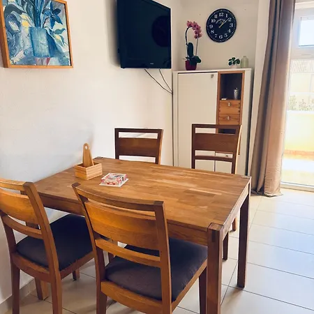 Hope Apartment *